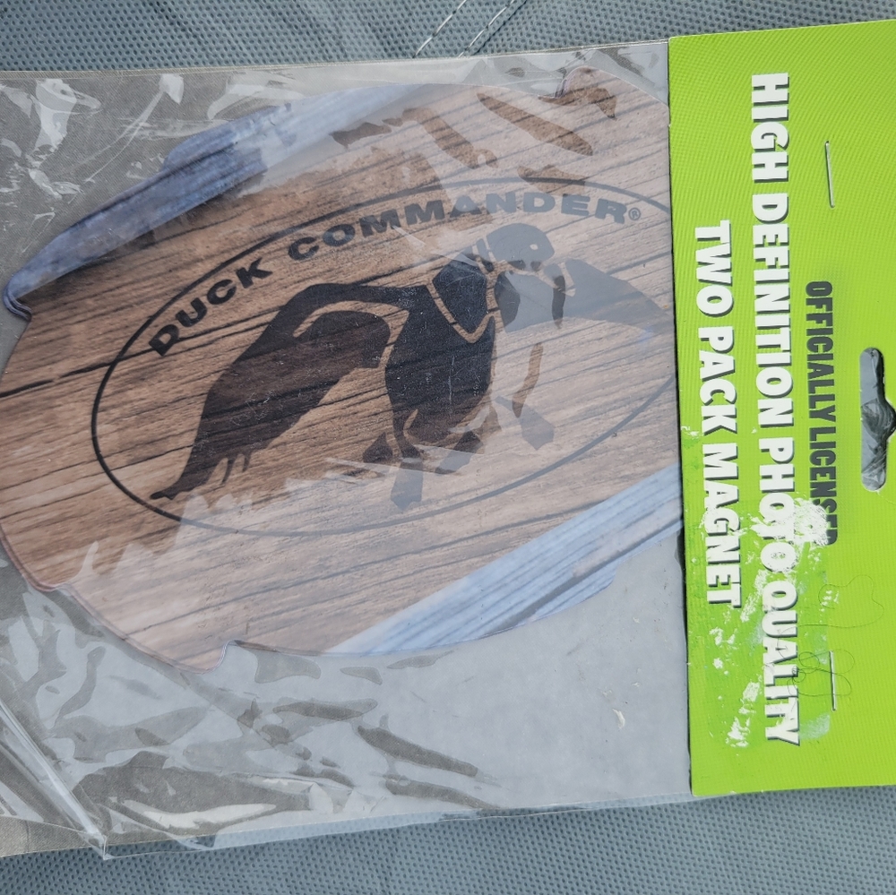 Duck Commander Two Pack Car Magnets - Picture 2 of 3